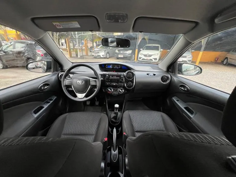 Toyota - ETIOS HB X 1.3