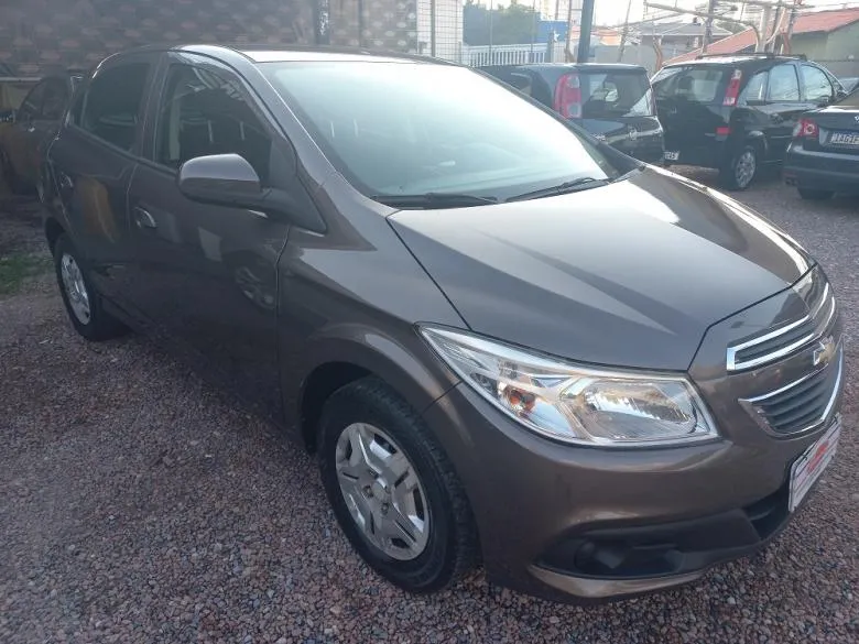 GM - Chevrolet - ONIX LT 1.0