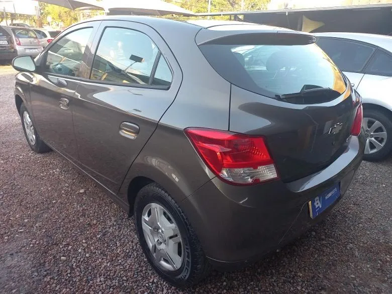 GM - Chevrolet - ONIX LT 1.0