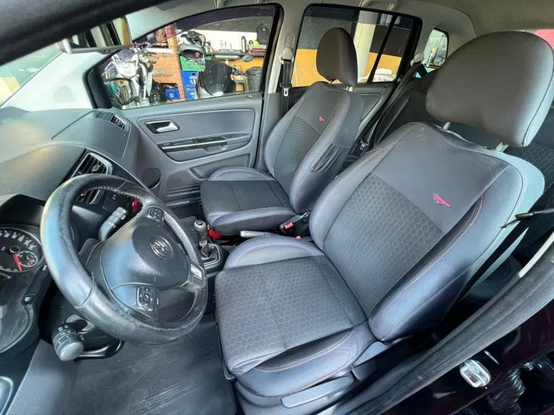 VW - VolksWagen - SPACECROSS 1.6 